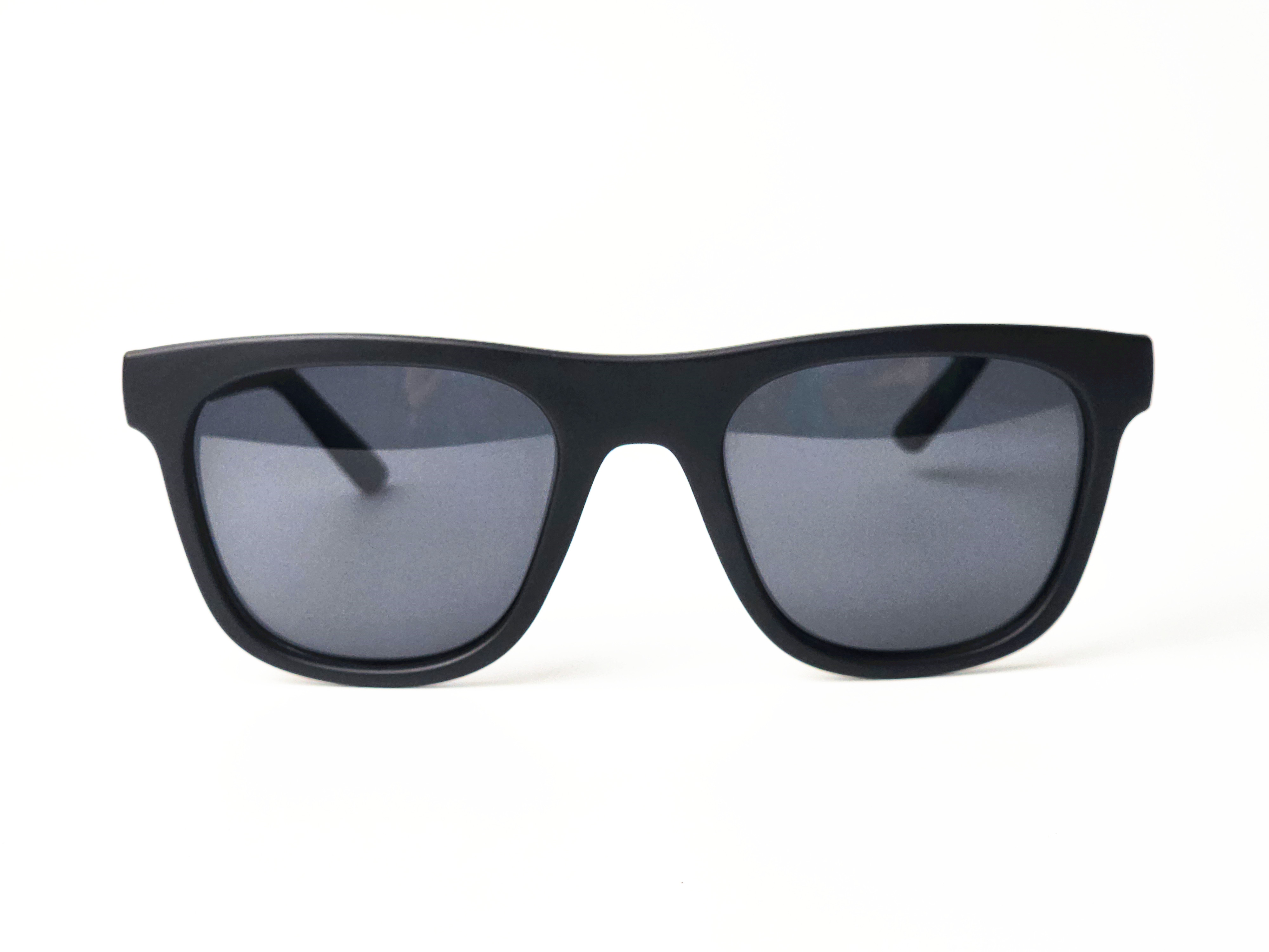 الدليل الشامل للنظارات: من إتقان شكل الوجه إلى حلول عائلية