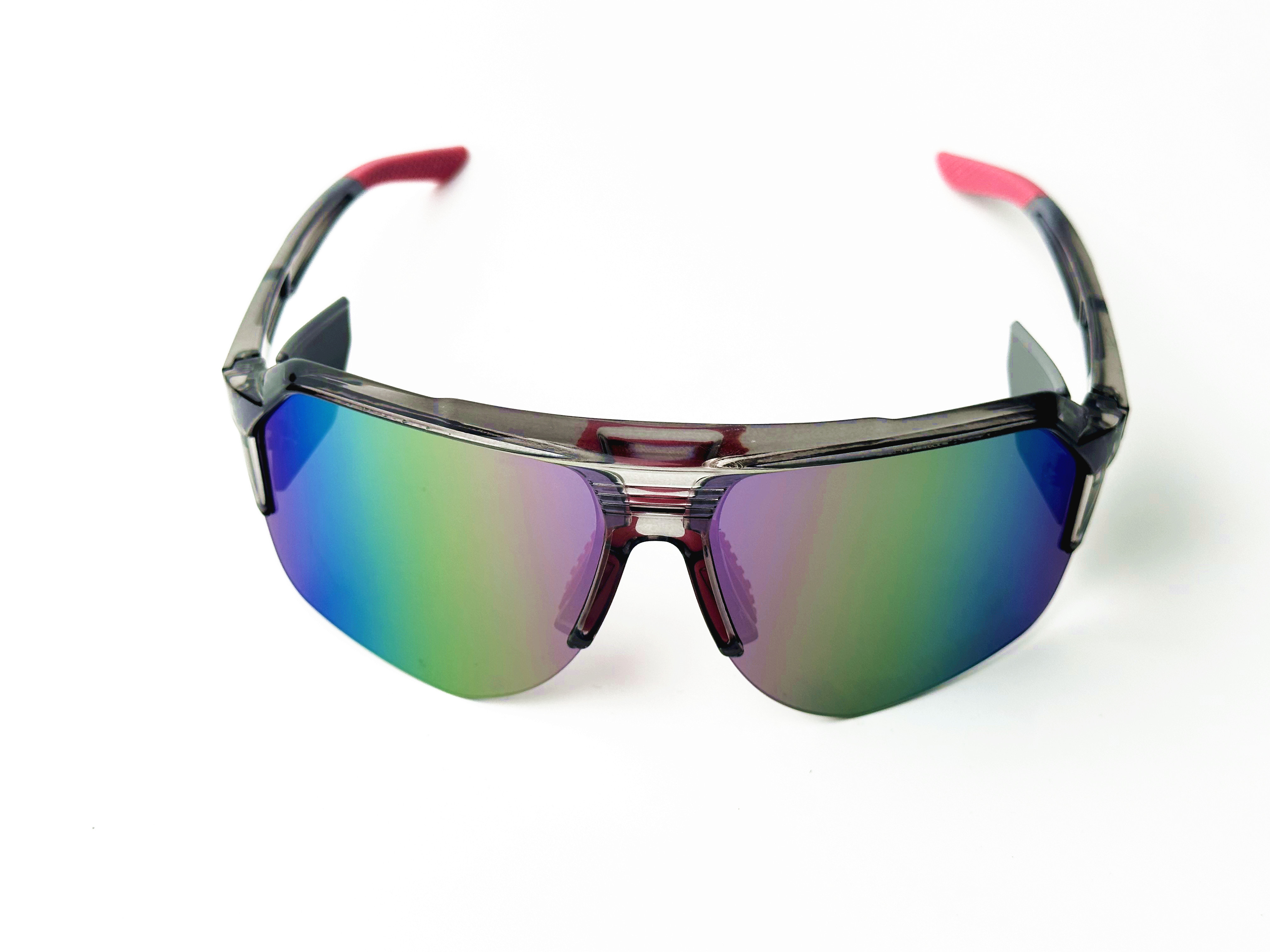 تطور النظارات: سيمفونية من الراحة والمتانة والأداء