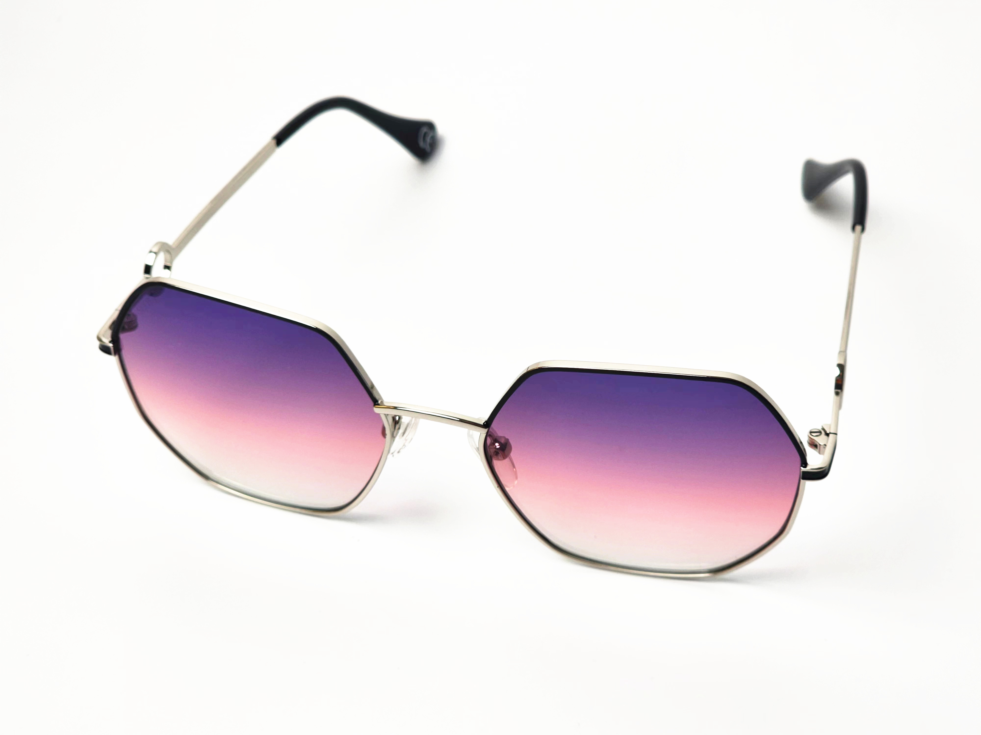 Um guia para escolher as armações certas para o seu estilo de vida. Um guia para escolher as armações certas para o seu estilo de vida.