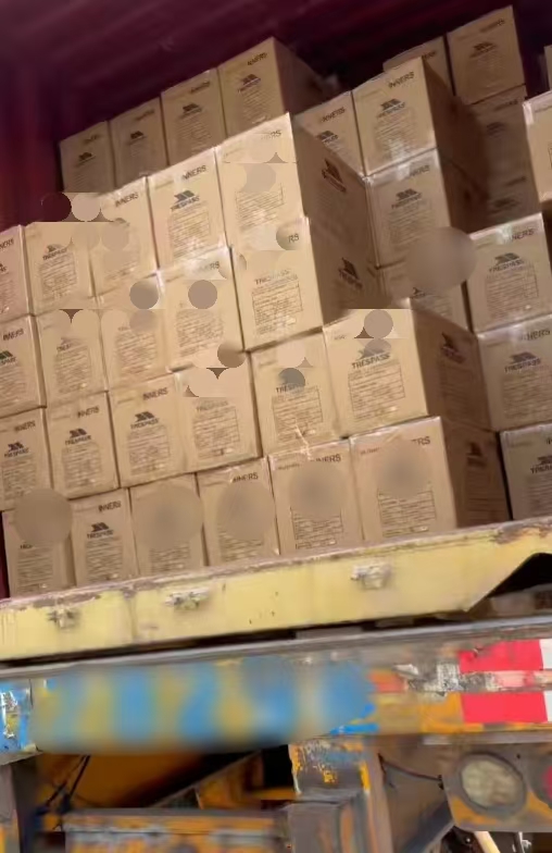 ميزة التيتانيوم: دليل تقني لمواد وتقنيات صناعة النظارات الفاخرة