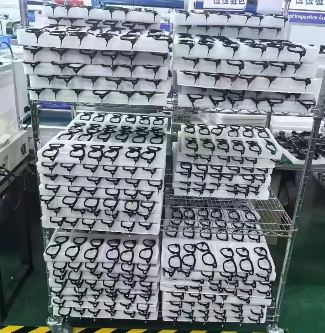 ऑप्टिकल उत्कृष्टता सुनिश्चित करना: चश्मे के निरीक्षण प्रोटोकॉल का गहन विश्लेषण