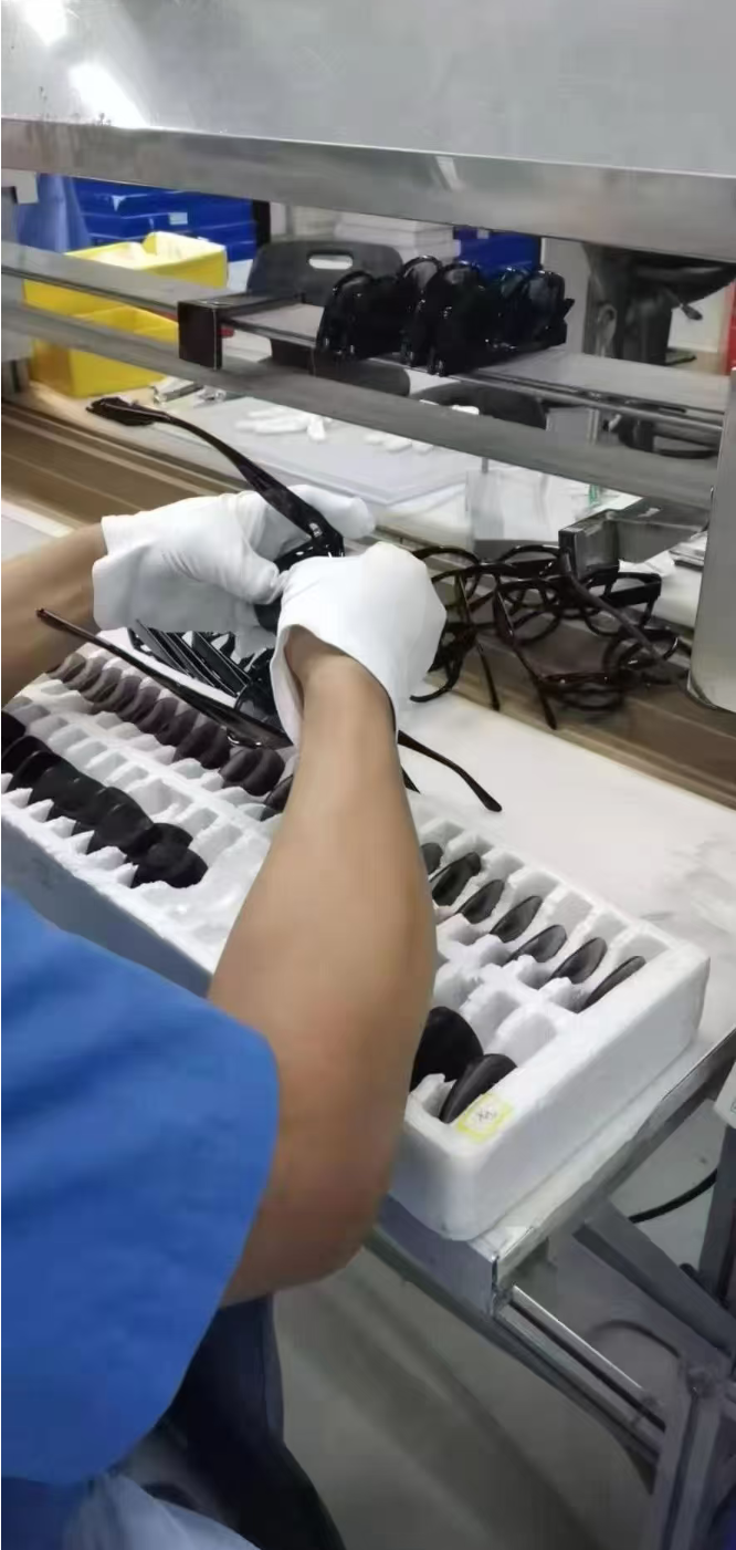Precision and Partnership in Modern Optical Manufacturing: A Deep Dive into Lens and Eyeglass Assembly