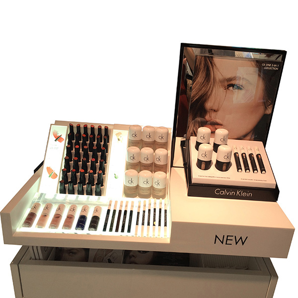 Kosmetikdisplay aus Acryl