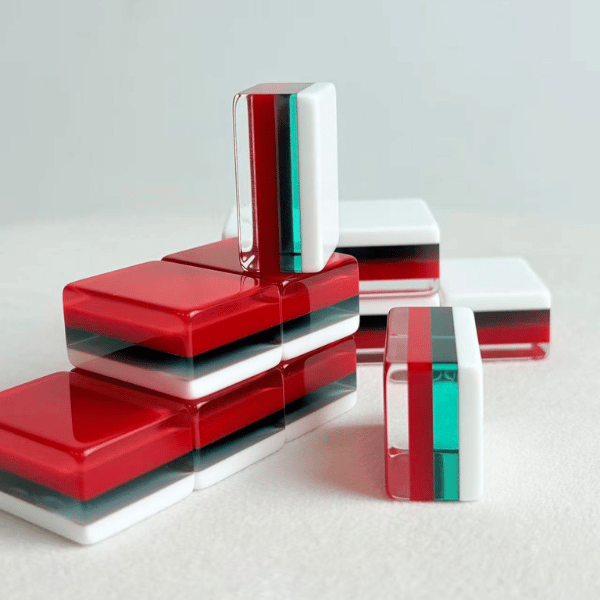 أفضل 5 مصانع لألعاب الماهجونغ المصنوعة من الأكريليك