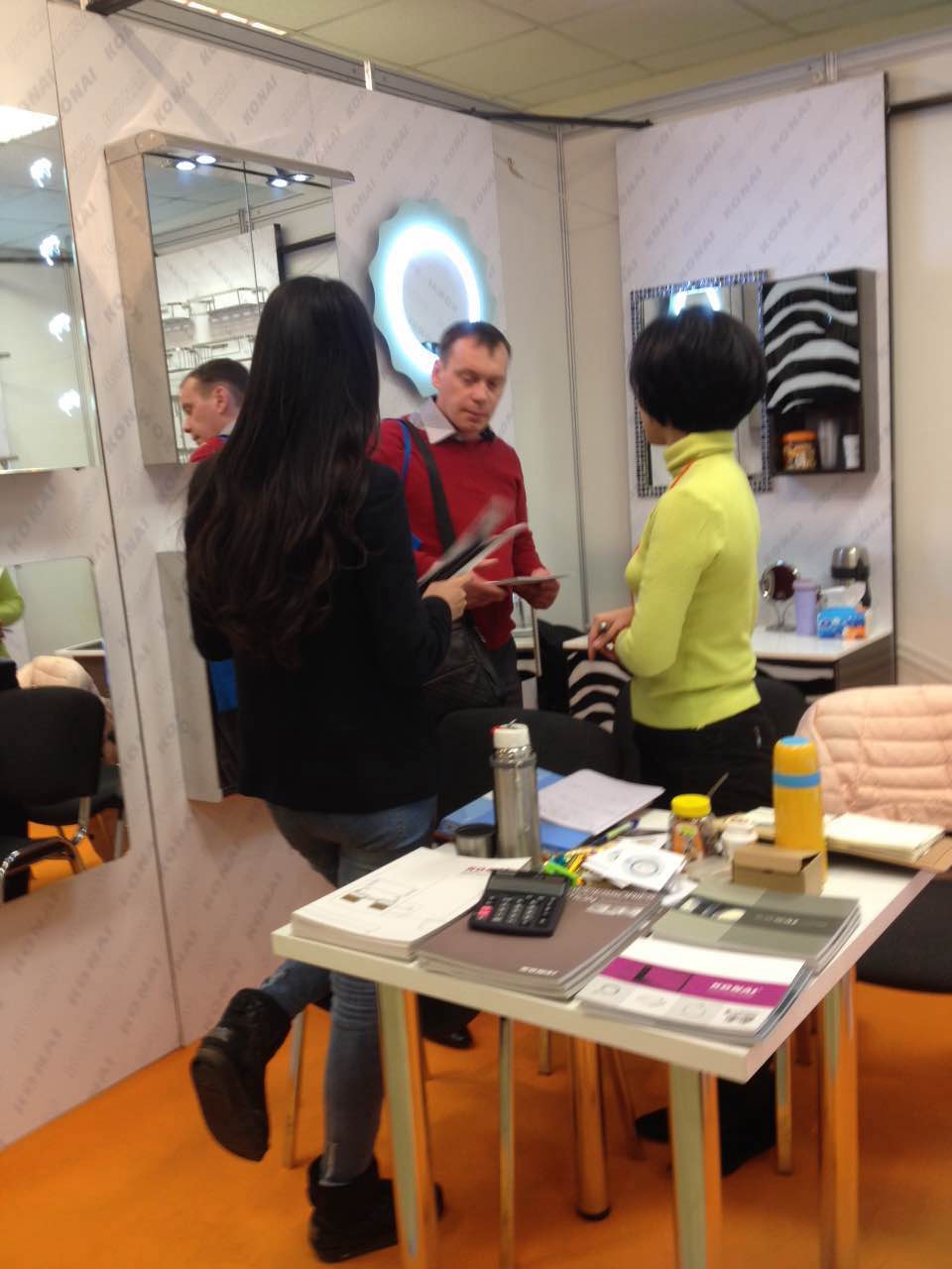 makeup mirror