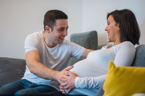 How should men prepare for conception, from the perspective of Traditional Chinese Medicine (TCM)