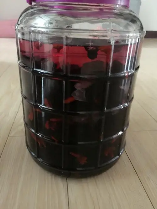 Homemade Beauty Tonic Wine