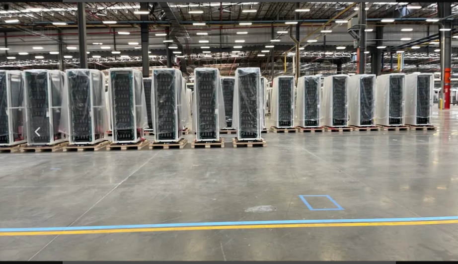 ¿Cómo determinar cuándo adoptar la refrigeración líquida en centros de datos de diferentes escalas?