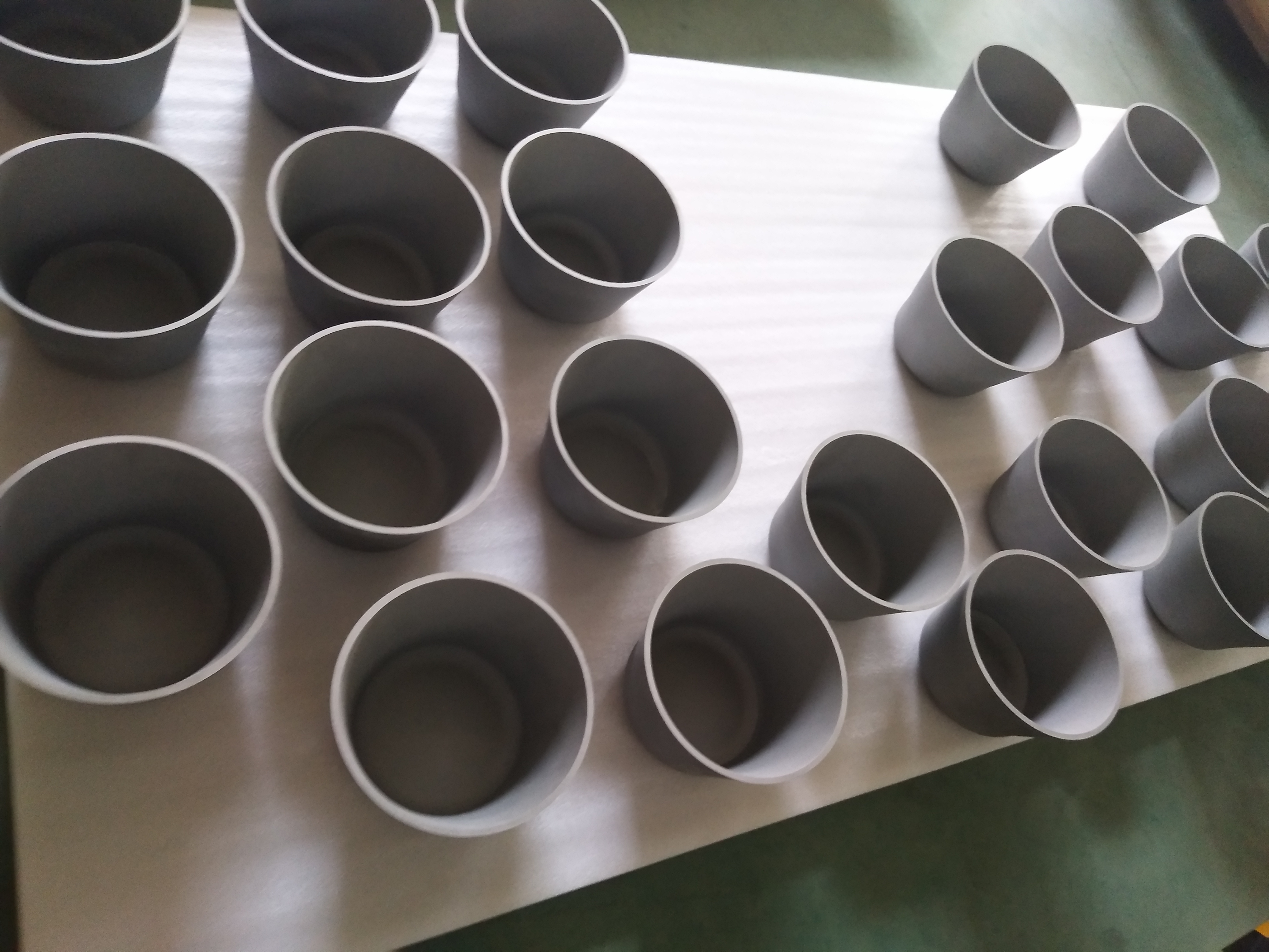 우리의 회전 몰리브덴 도가니 주문