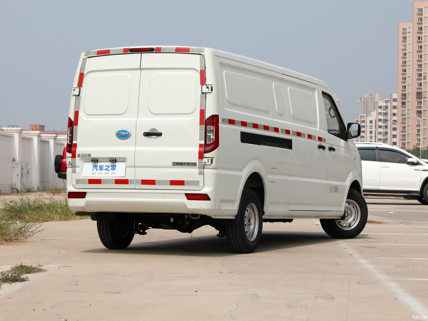 RHD Mini Electric Cargo Van