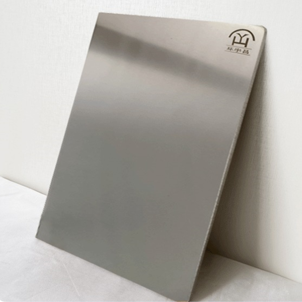 Pressed metallurgical steel plate