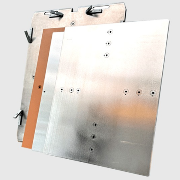 Pressed metallurgical steel plate