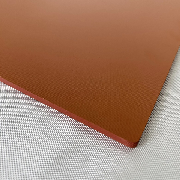 High temperature resistant laminated buffer pad for lithium batteries
