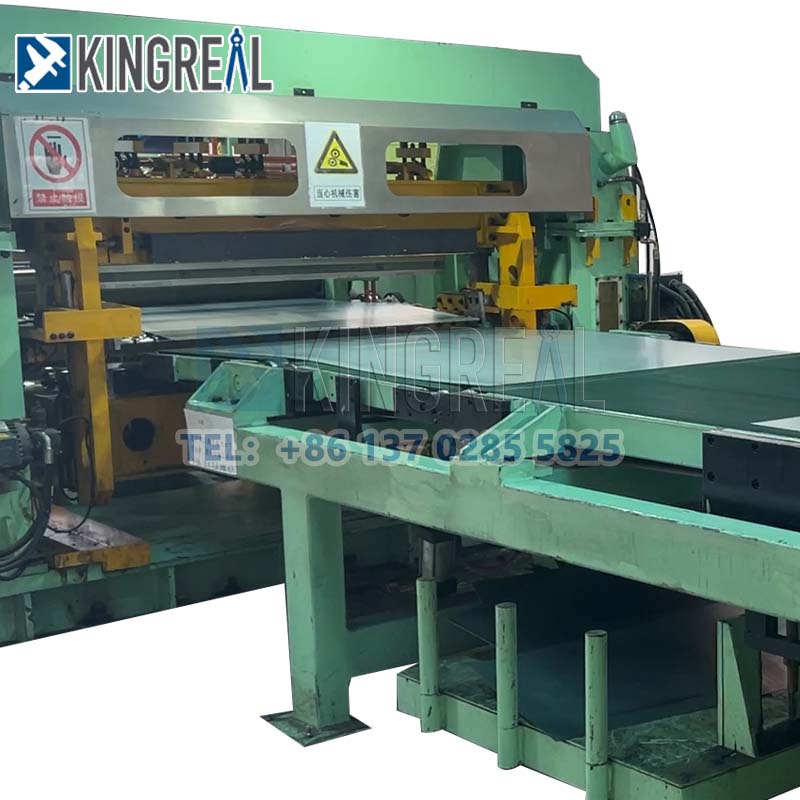 high speed cut to length machine