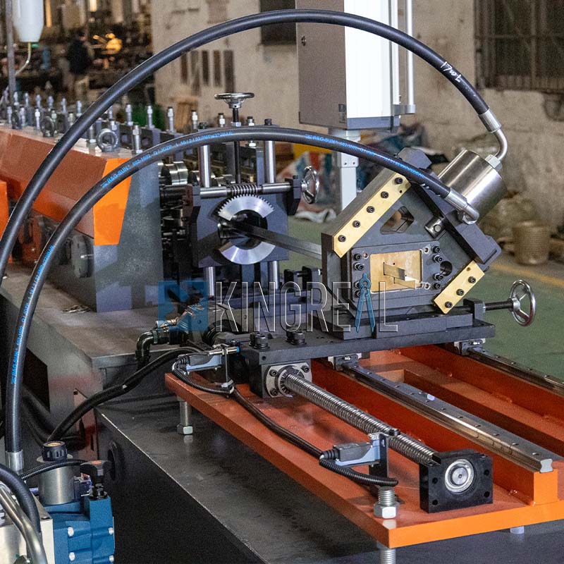 c channel roll forming machine