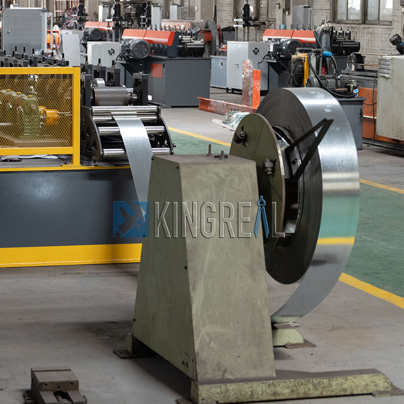 roll forming machine