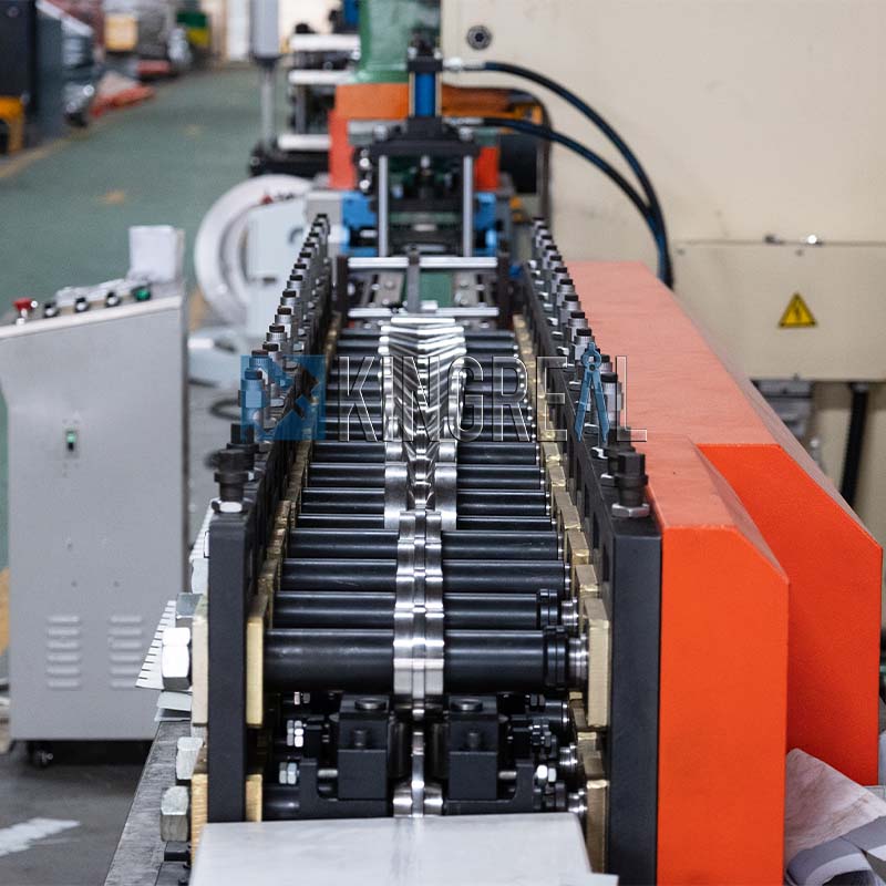 roll forming machine