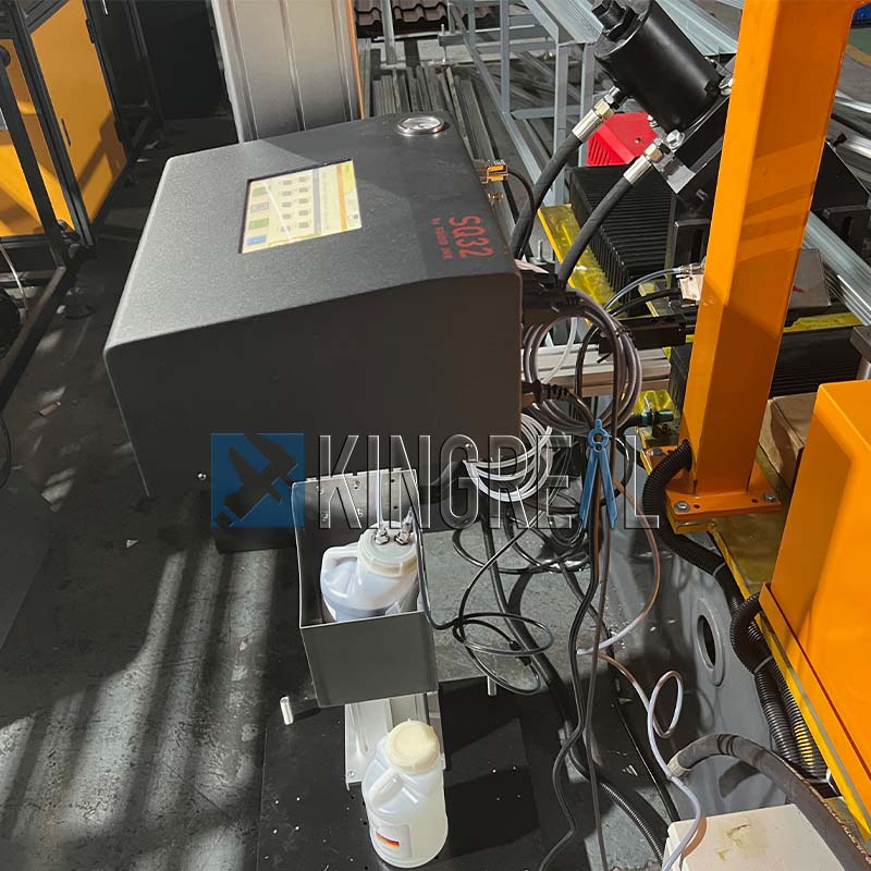 roll forming machine