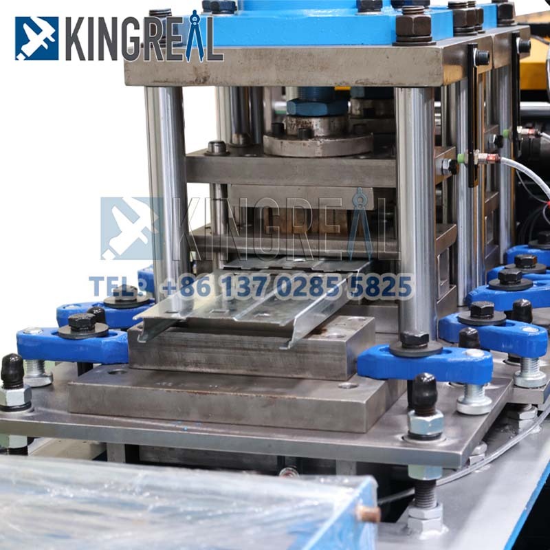 Машина для изготовления рам заслонок ОВКВ