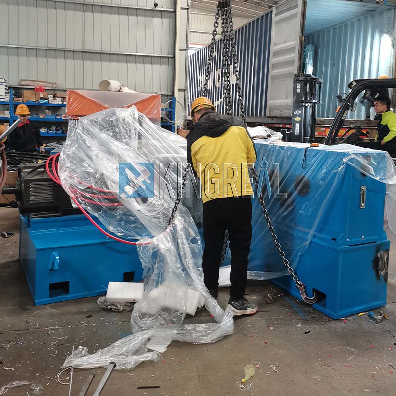 metal cut to length line