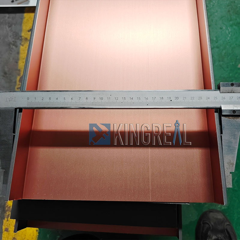 linear ceiling machine