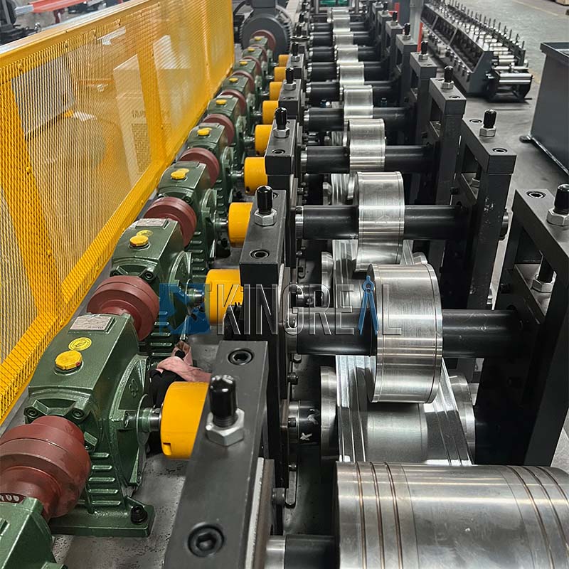 stud and track forming machine