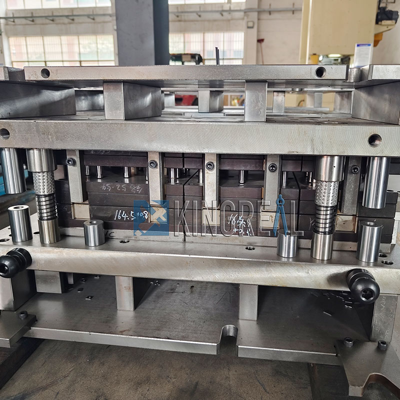 metal stamping production equipment