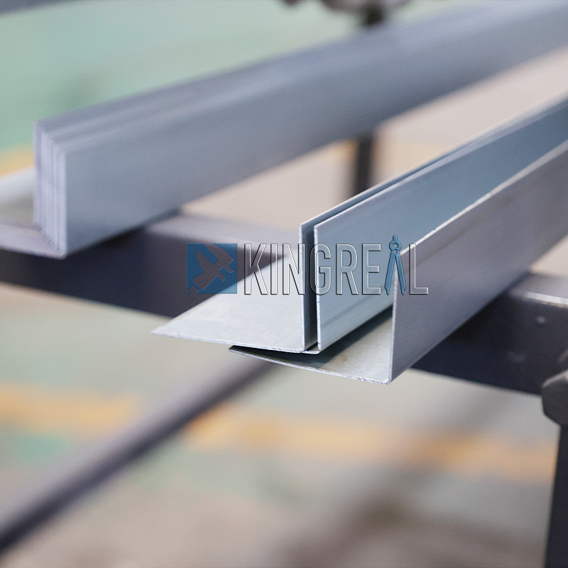 wall angle for ceiling machine