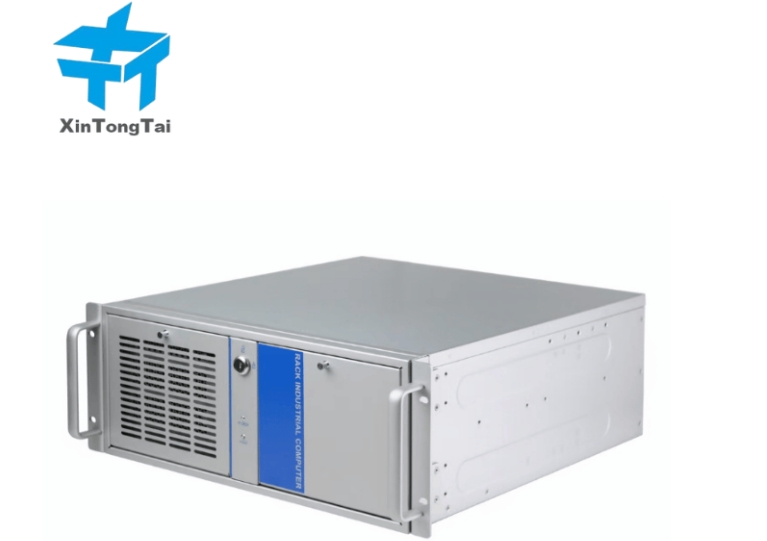 Comparaison entre un châssis de serveur et un châssis ordinaire