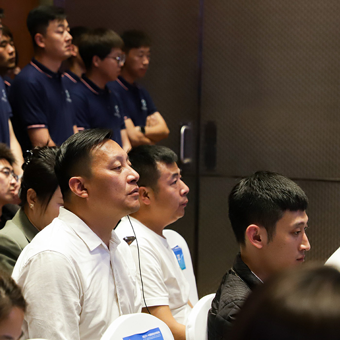 Aluminum system door manufacturer