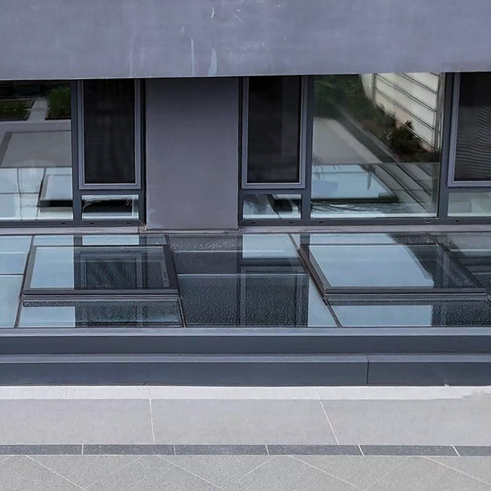 electric opening skylight