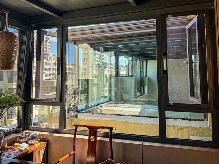 The Outstanding Characteristics and Advantages of Outward-Opening Aluminum Casement Windows