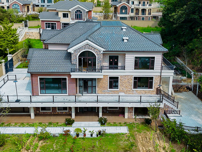 Superior Quality and Service Ensure Swift Completion of Villa Project