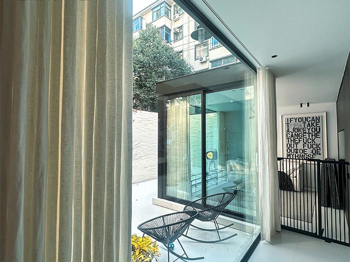 outward opening aluminum window