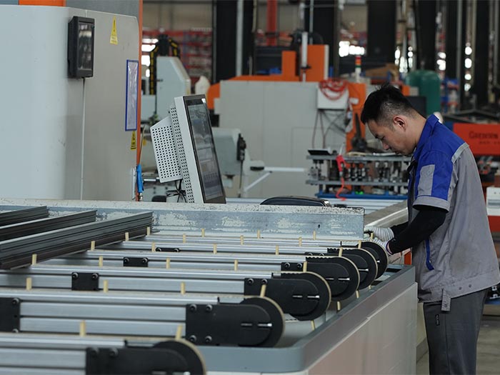 Aluminum system door and window manufacturer