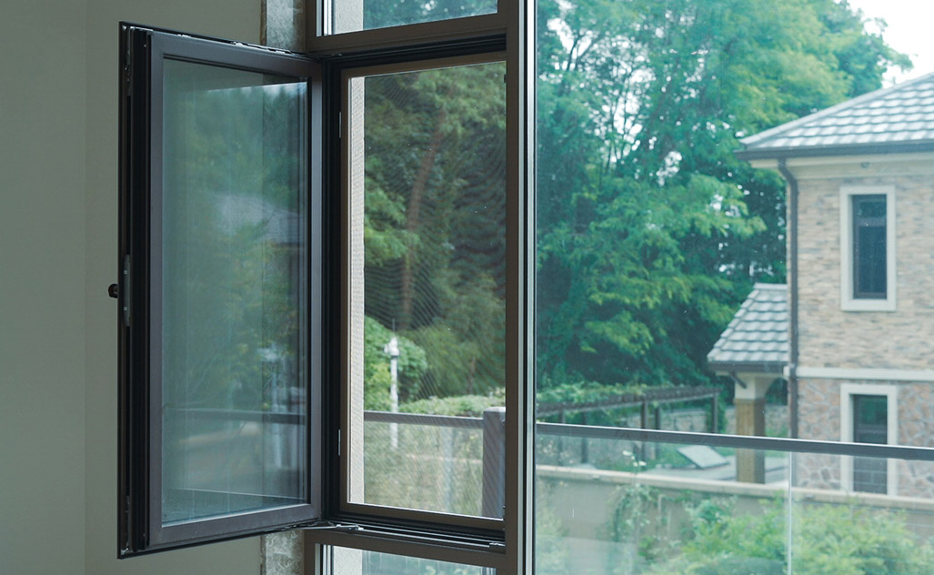 Insulation Aluminum Window Screen Integrated