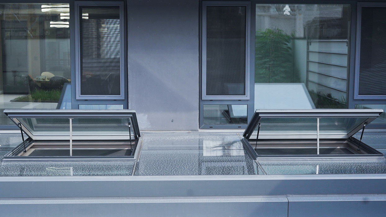 Electric Remote Control Aluminum Windows Electric Remote Control Aluminum Windows