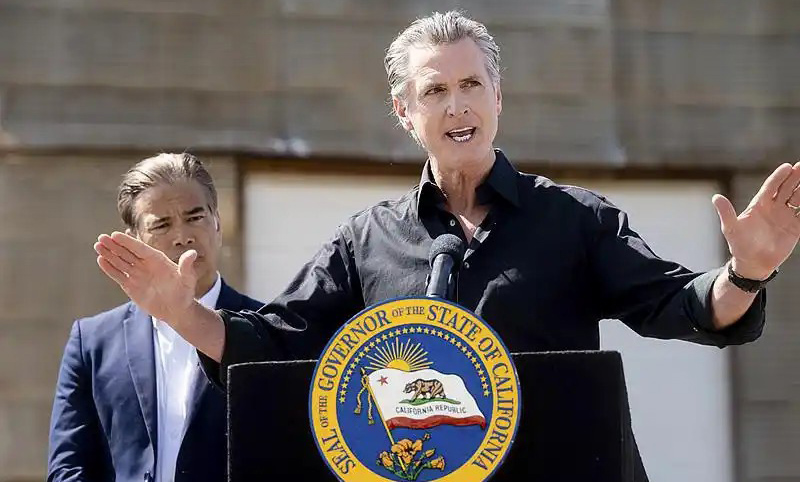 Slim Frame Outward Opening Door