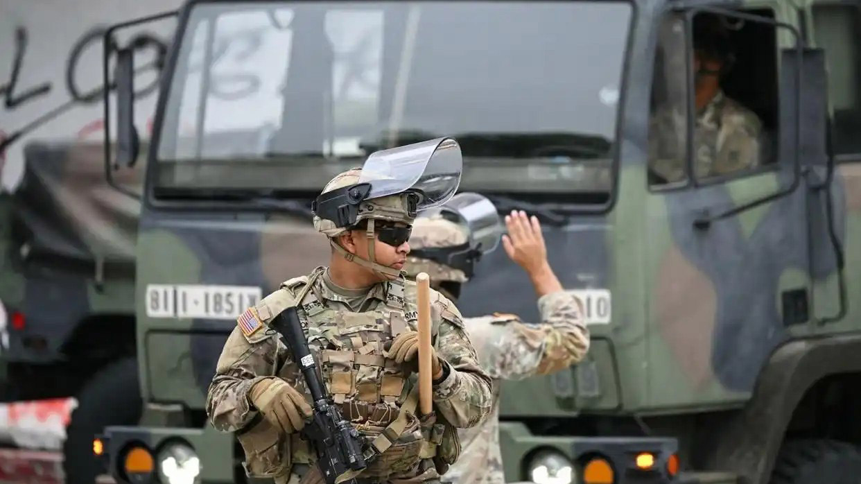 Insulation Aluminum Window Screen Integrated