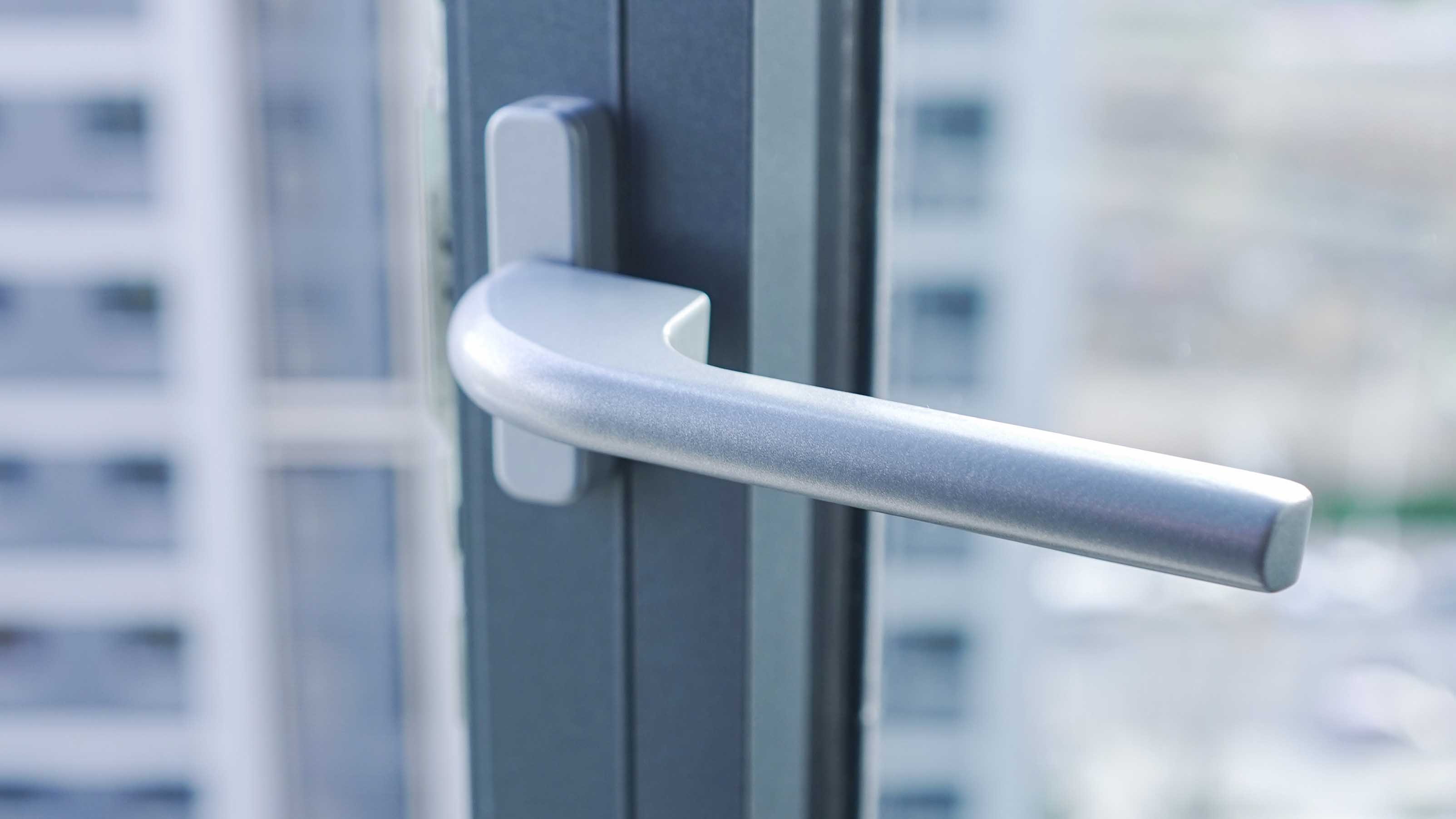 Outward opening aluminum casement windows