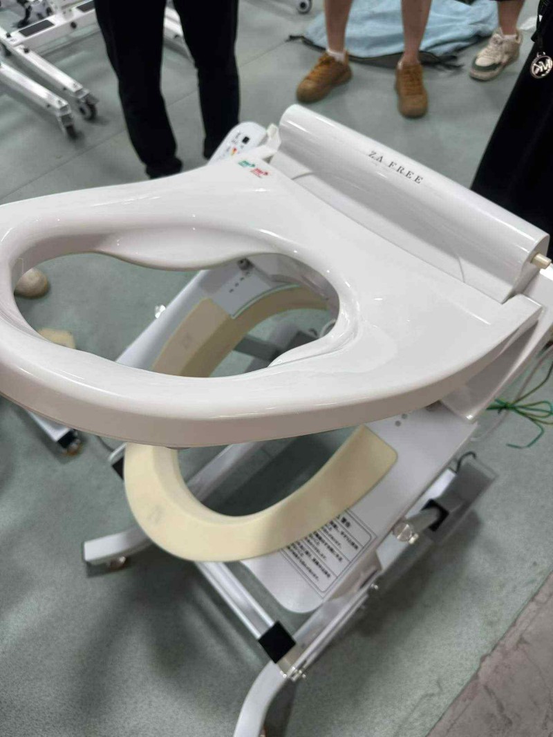 Electric transfer chairs