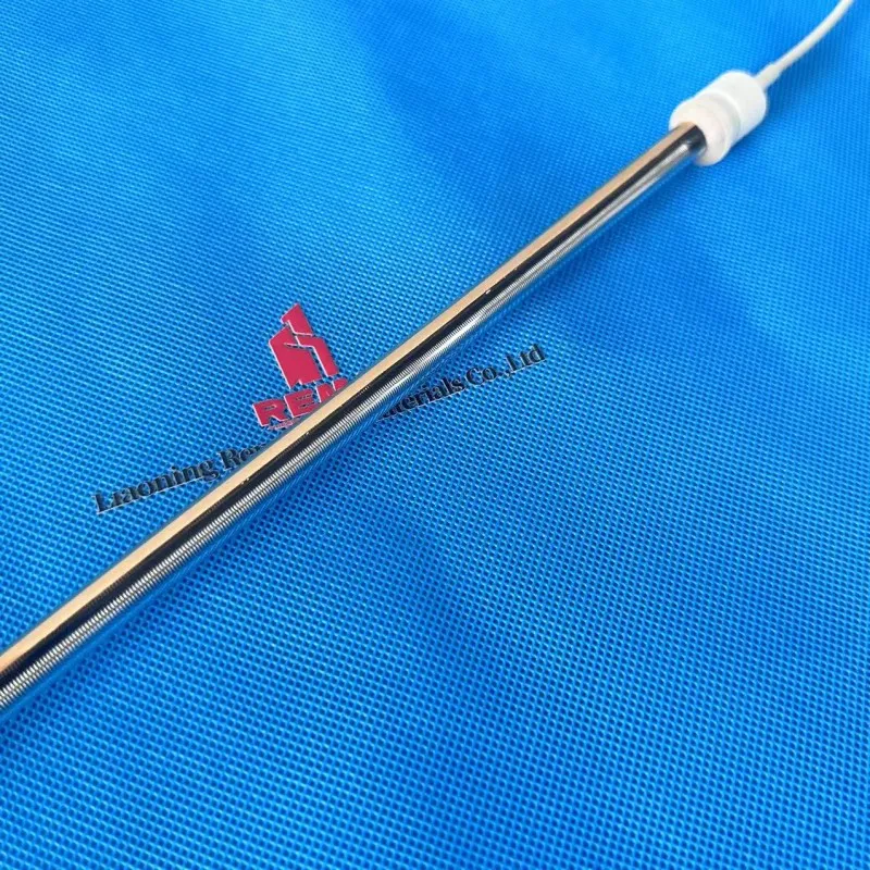 Tube chauffant infrarouge lointain à ondes moyennes et à revêtement semi-doré en quartz
