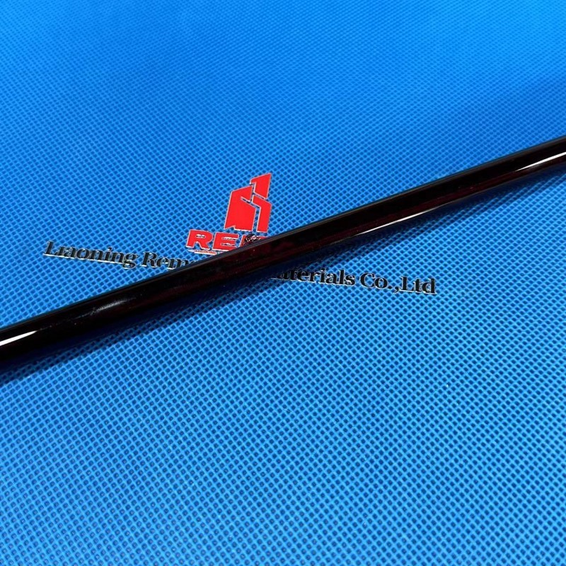 X Base Ceramic Ruby Red Infrared Tungsten Halogen Lamp