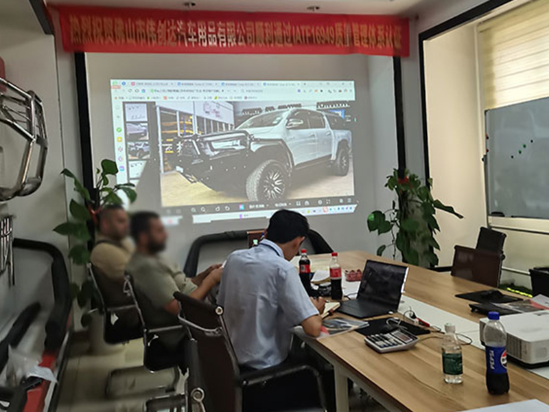 OEM/ODM Service Platform Roof Rack and front bumper Manufacturing