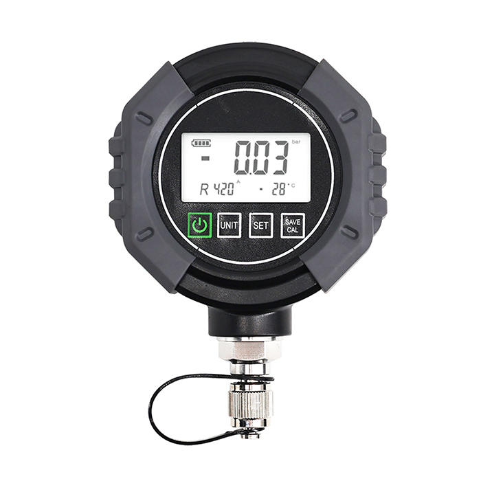Wide-range digital vacuum meter