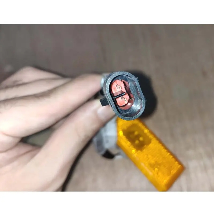 LED Clearance Light Side LED Clearance Light Side