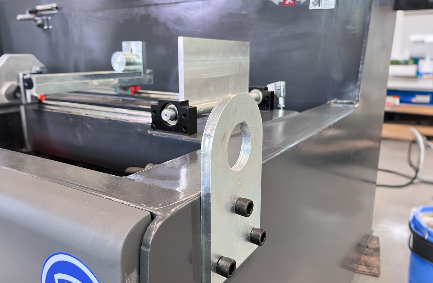 Aluminum Profile CNC Driling Milling Machine with ATC