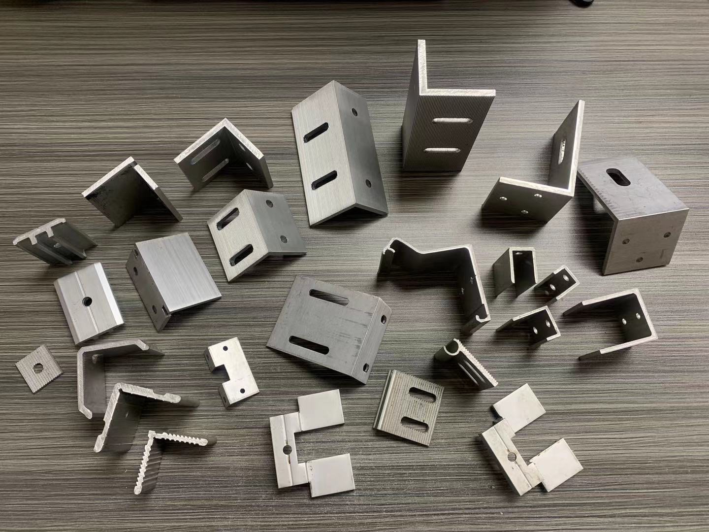 Aluminum Curtain Wall Pendant Automatic CNC Machine