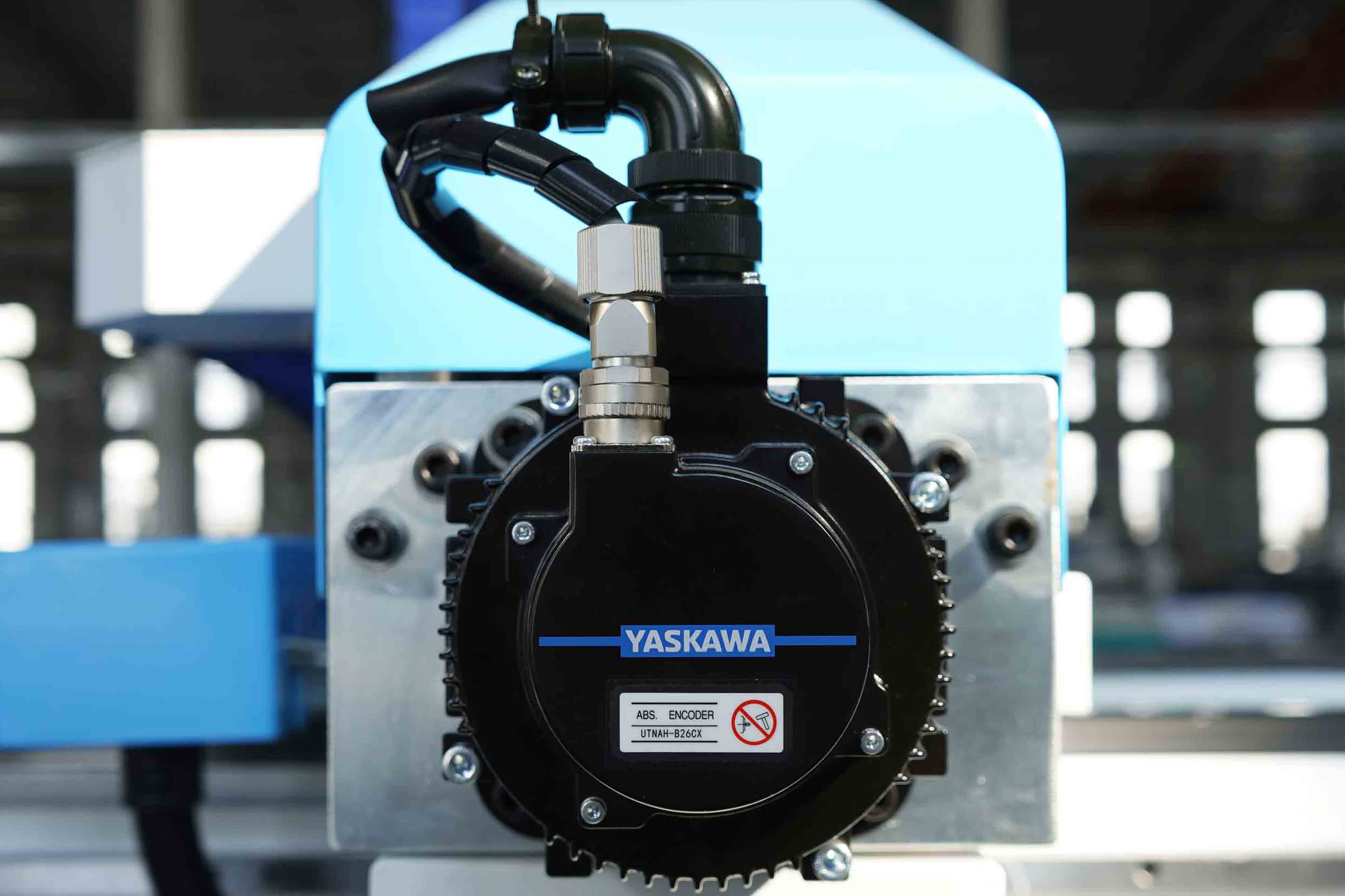 Aluminum Profile CNC Driling Milling Machine with ATC