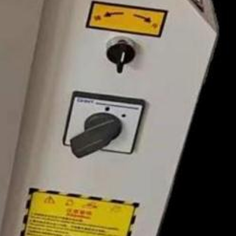 Single - Head Corner Crimping Machine